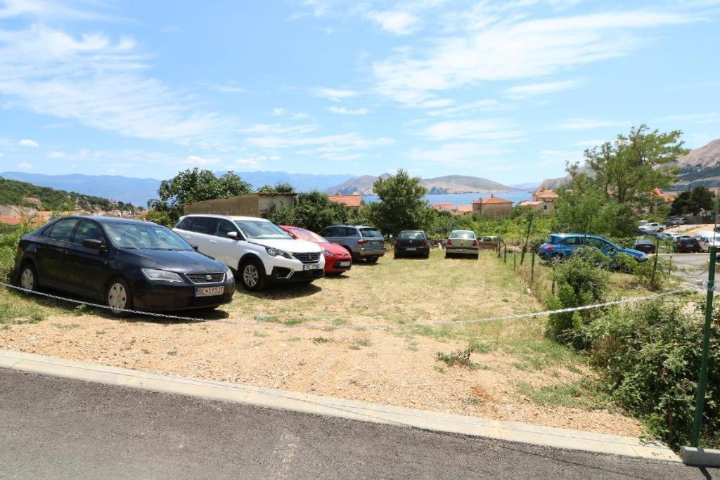 Rooms & Studio Apartments By The Way Baška Esterno foto