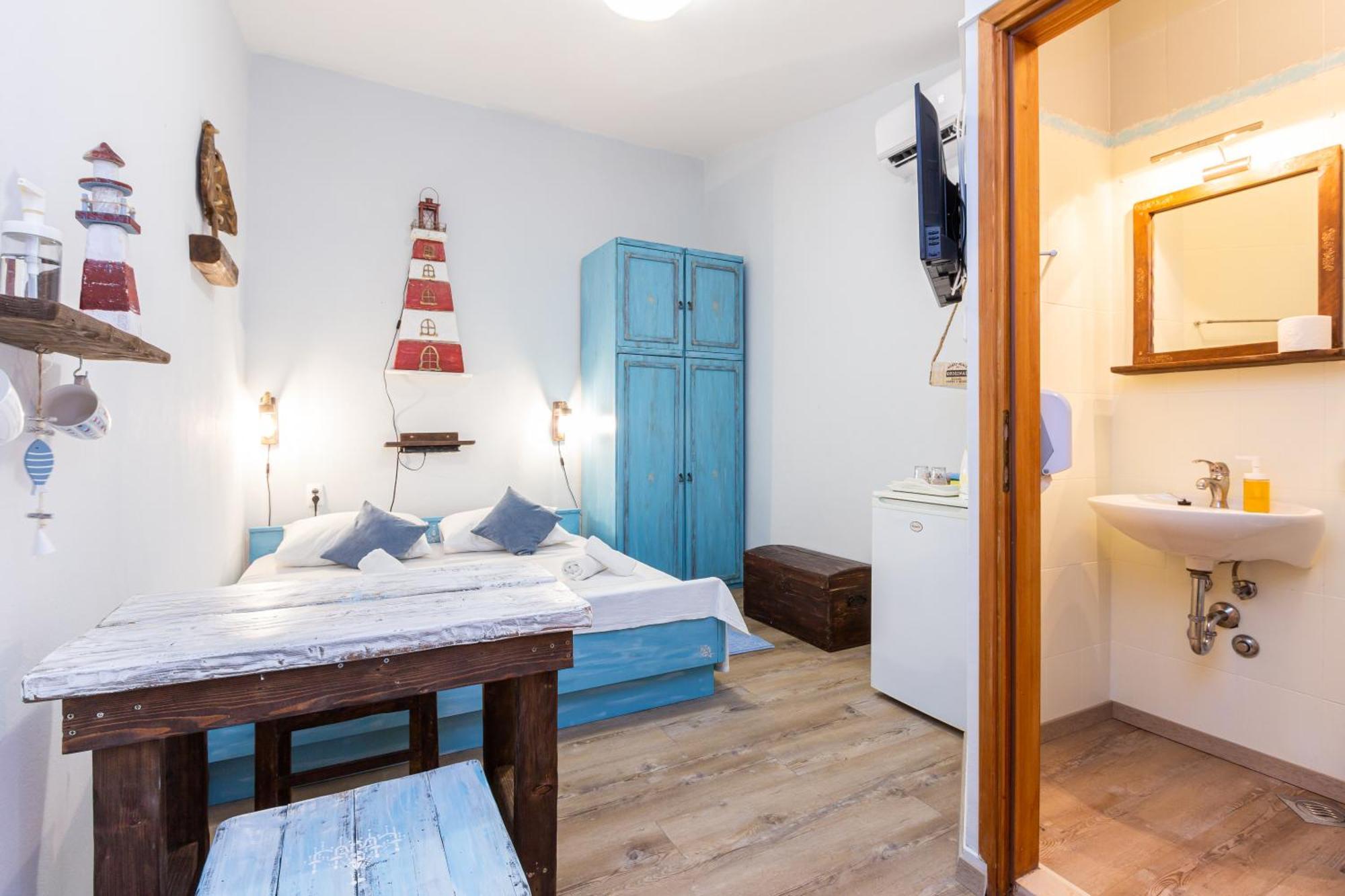 Rooms & Studio Apartments By The Way Baška Esterno foto