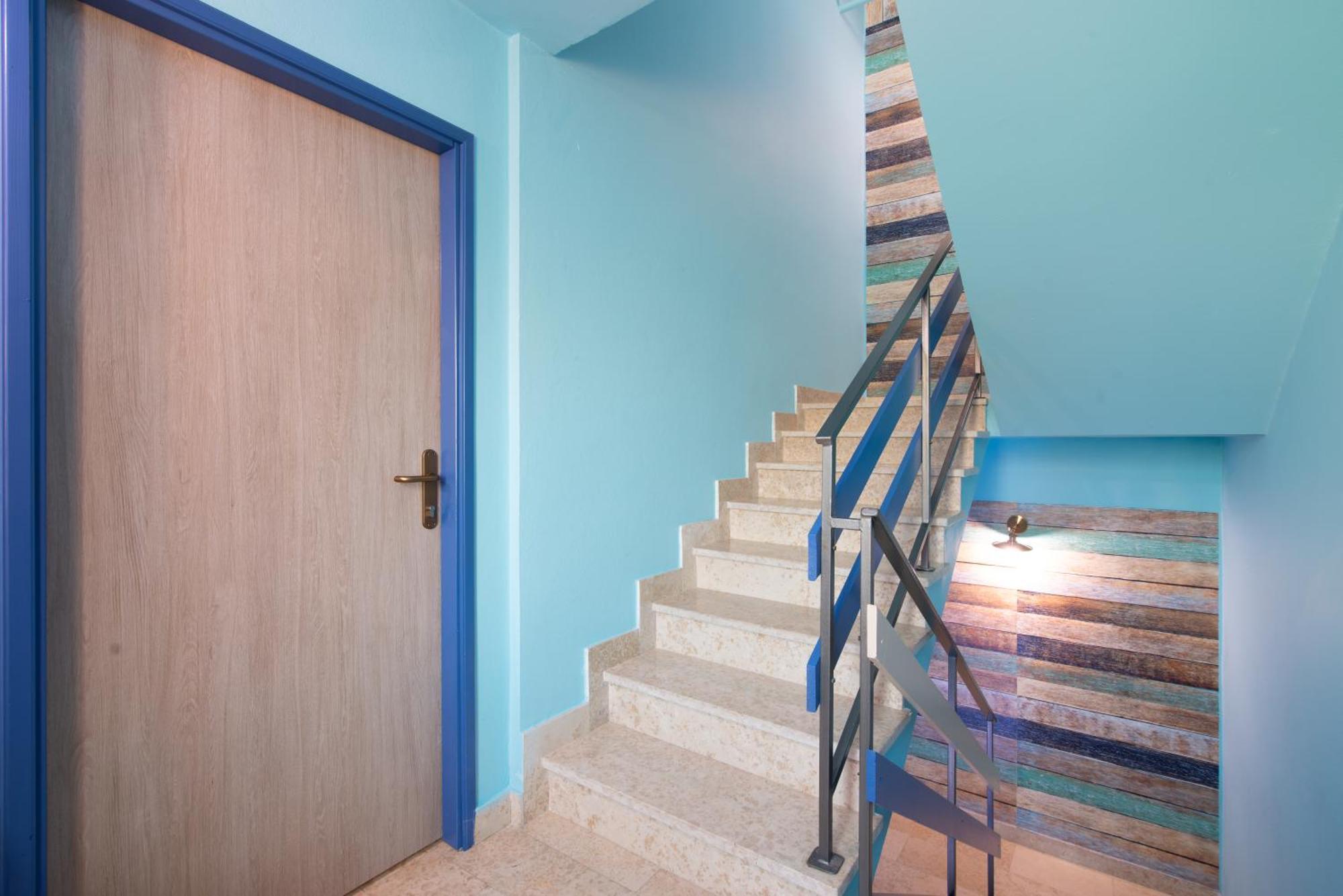 Rooms & Studio Apartments By The Way Baška Esterno foto
